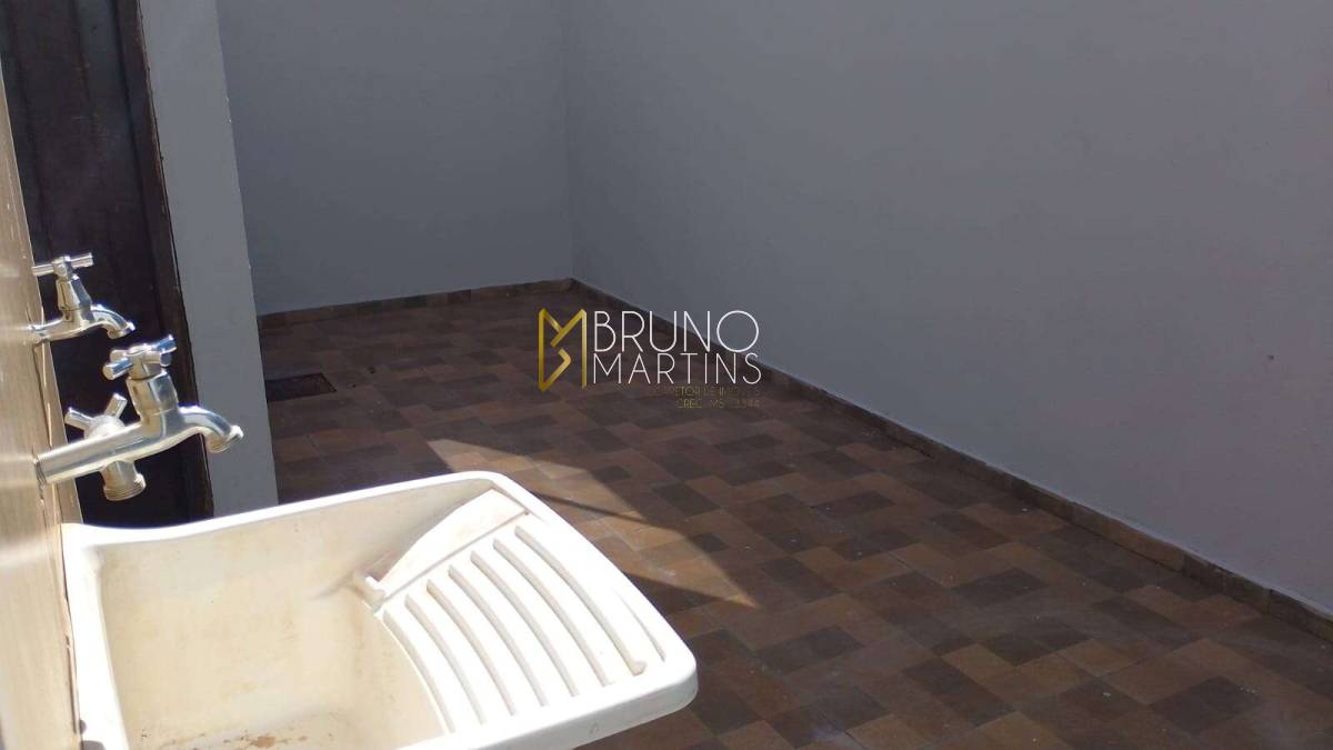 Casa à venda com 2 quartos - Jardim das Nações,