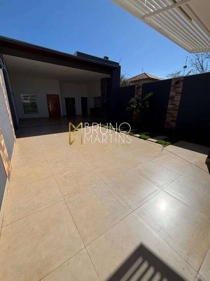 Casa à venda com 3 quartos, 128m² - Parque Residencial Rita Vieira,Campo Grande