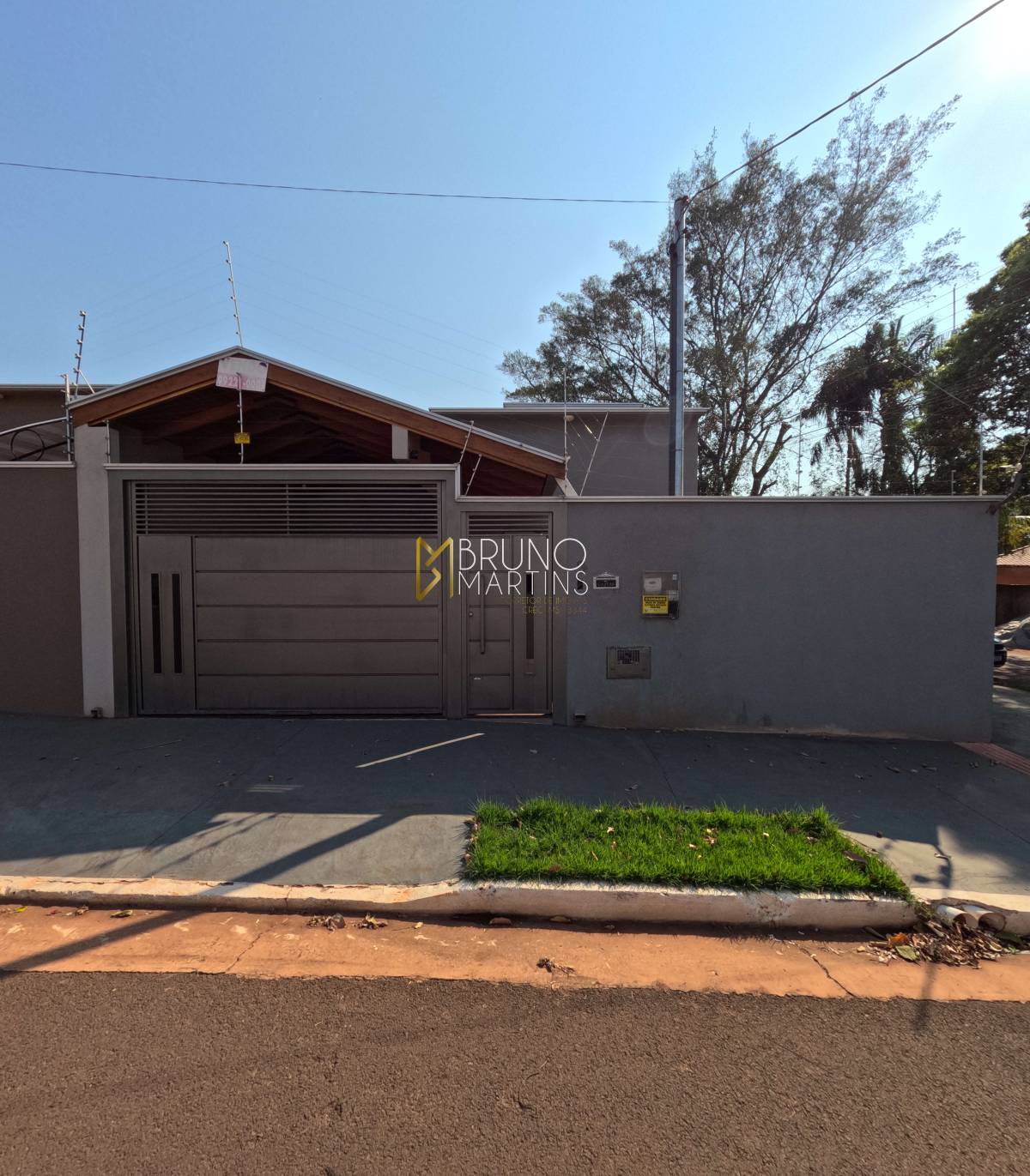Casa à venda com 3 quartos, 93,00m² - Residencial Oliveira,Campo Grande