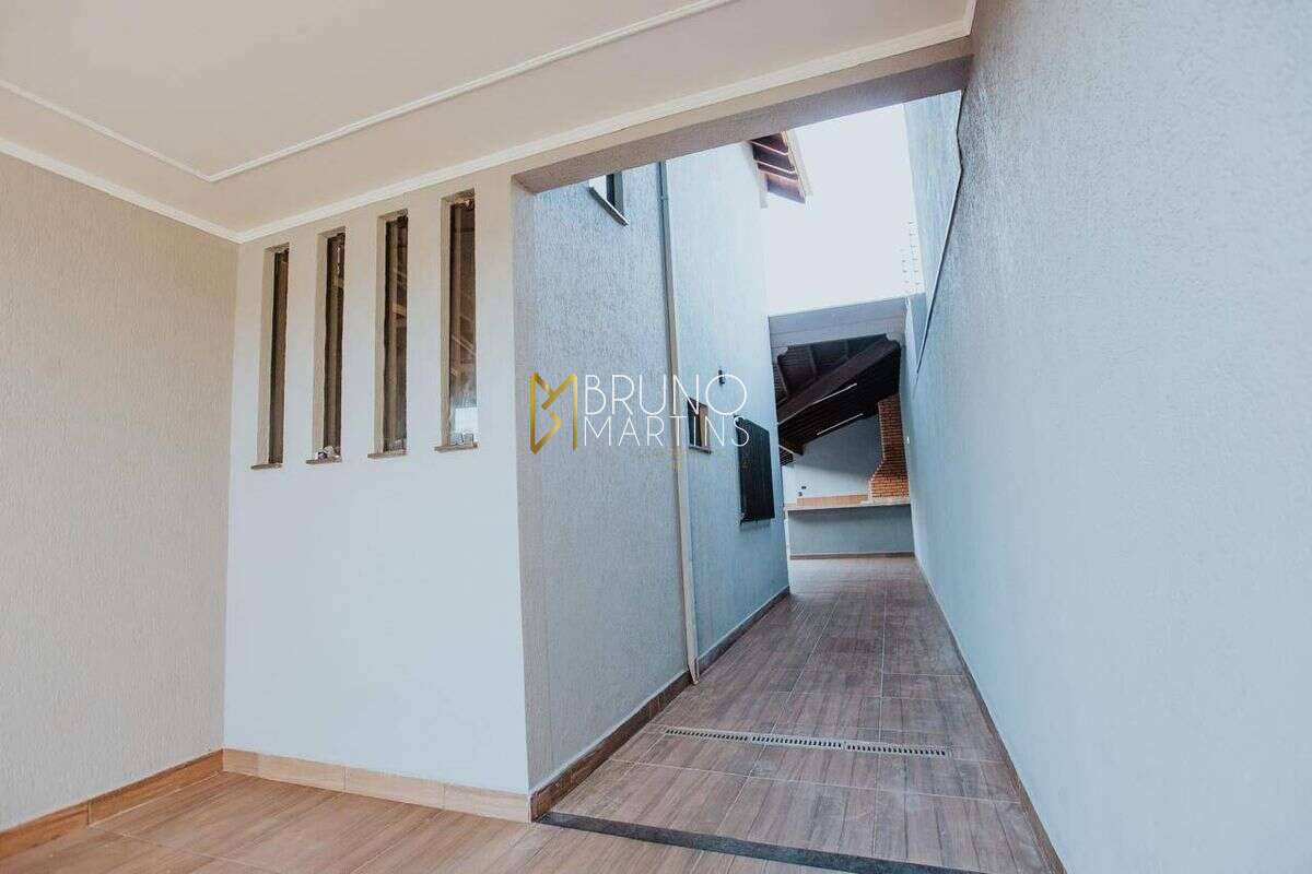 Sobrado à venda em Campo Grande, Jardim Jacaranda, com 4 quartos, 184m² - Corretor Bruno Martins